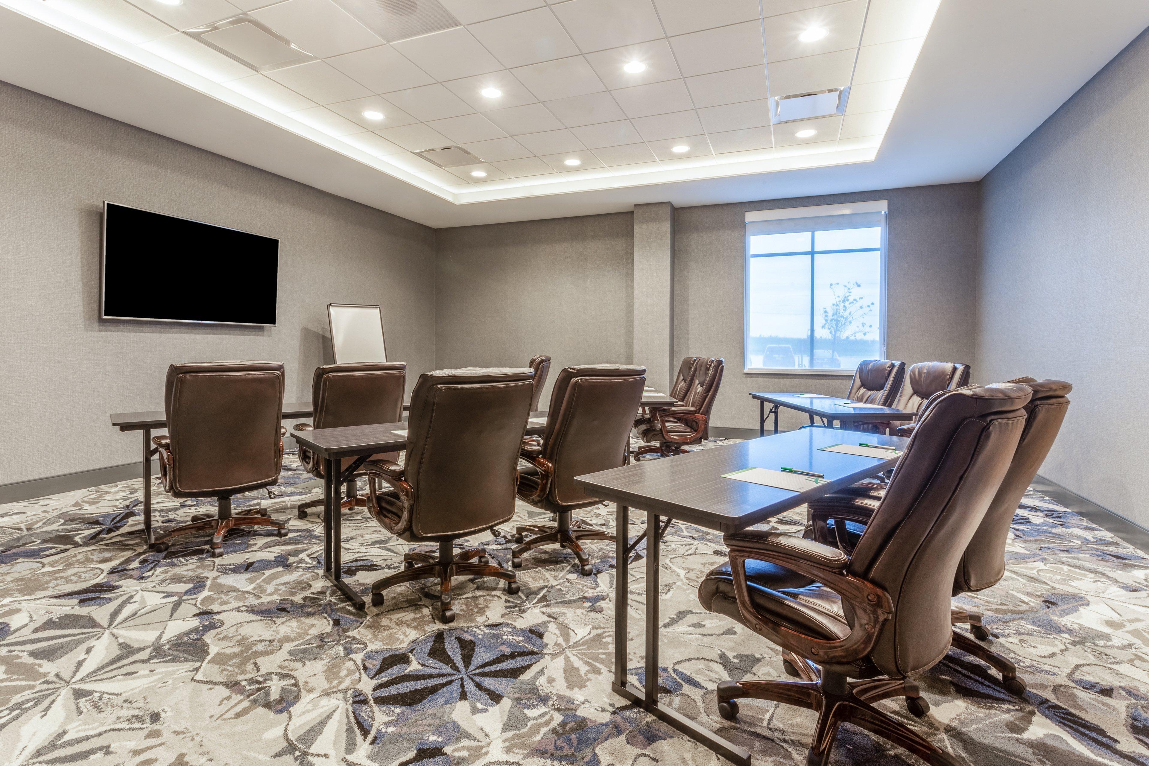 Holiday Inn & Suites Cedar Falls-Waterloo Event Ctr By Ihg Εξωτερικό φωτογραφία