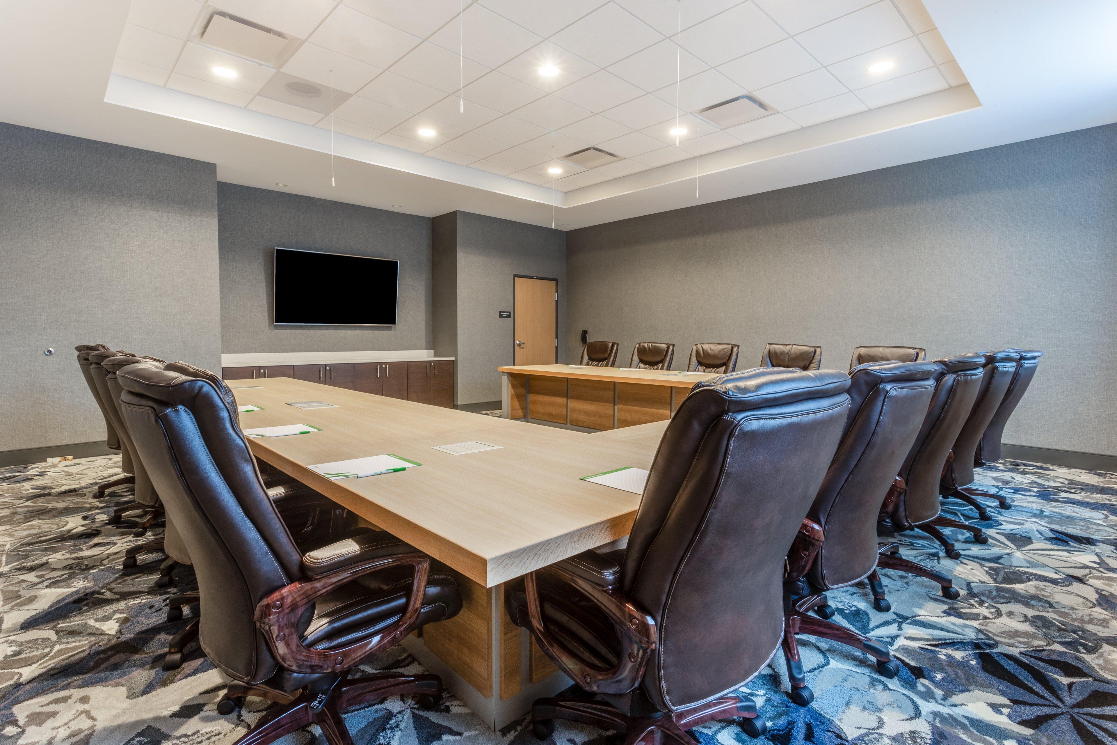 Holiday Inn & Suites Cedar Falls-Waterloo Event Ctr By Ihg Εξωτερικό φωτογραφία