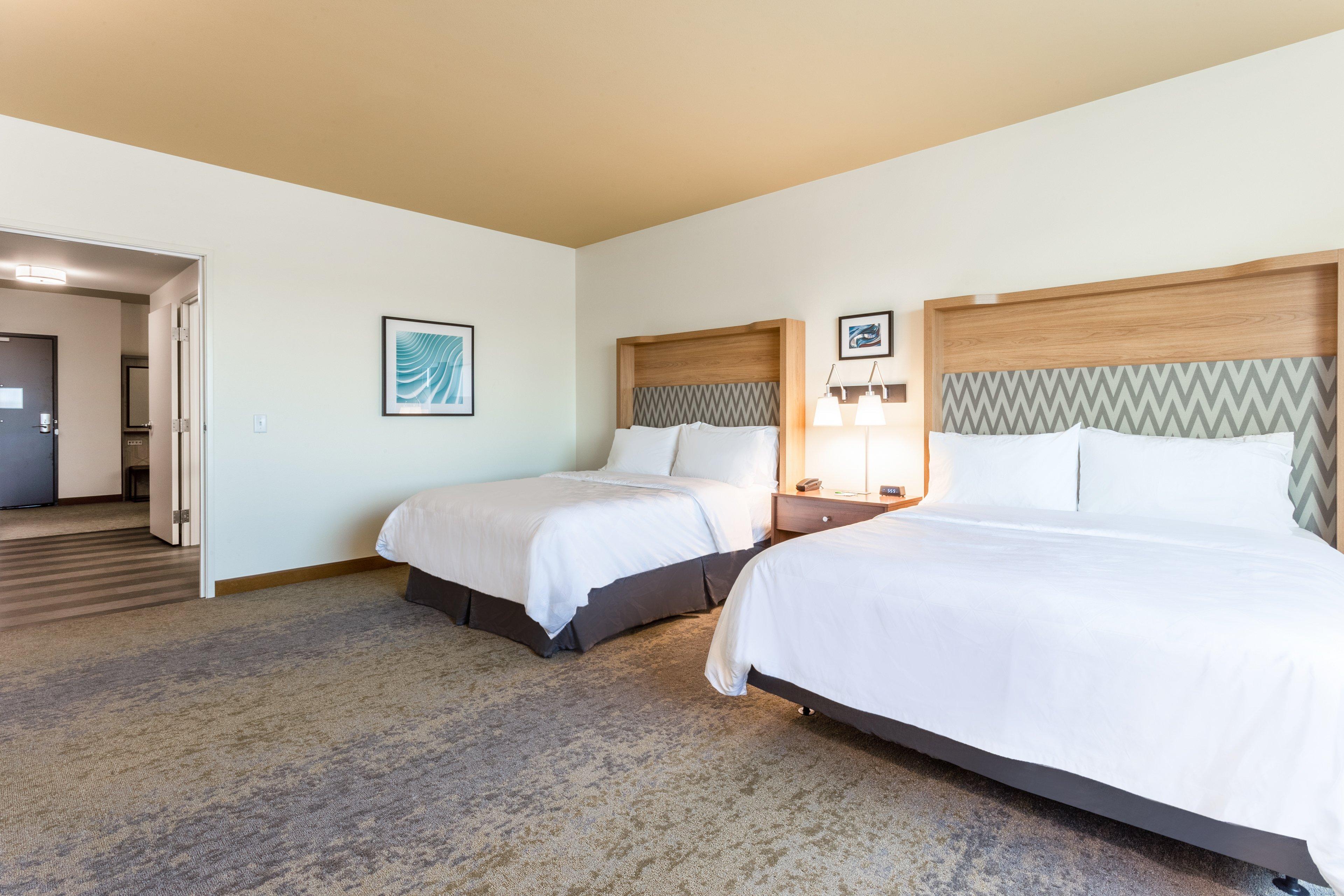 Holiday Inn & Suites Cedar Falls-Waterloo Event Ctr By Ihg Εξωτερικό φωτογραφία