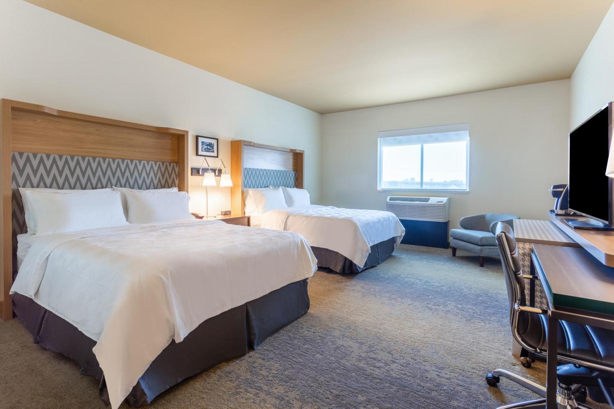 Holiday Inn & Suites Cedar Falls-Waterloo Event Ctr By Ihg Εξωτερικό φωτογραφία